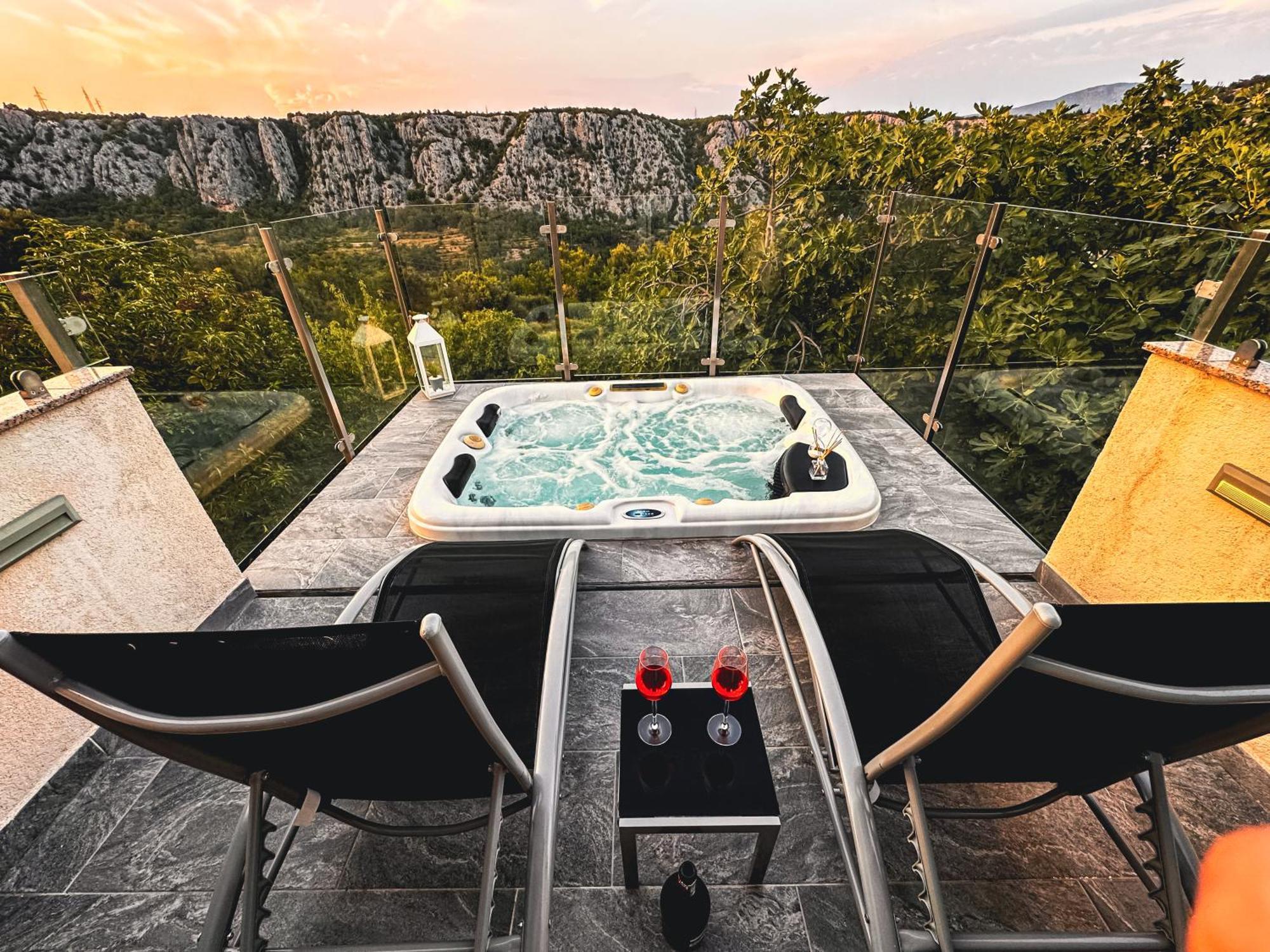 Summer House Nika With Jacuzzi Slime ภายนอก รูปภาพ