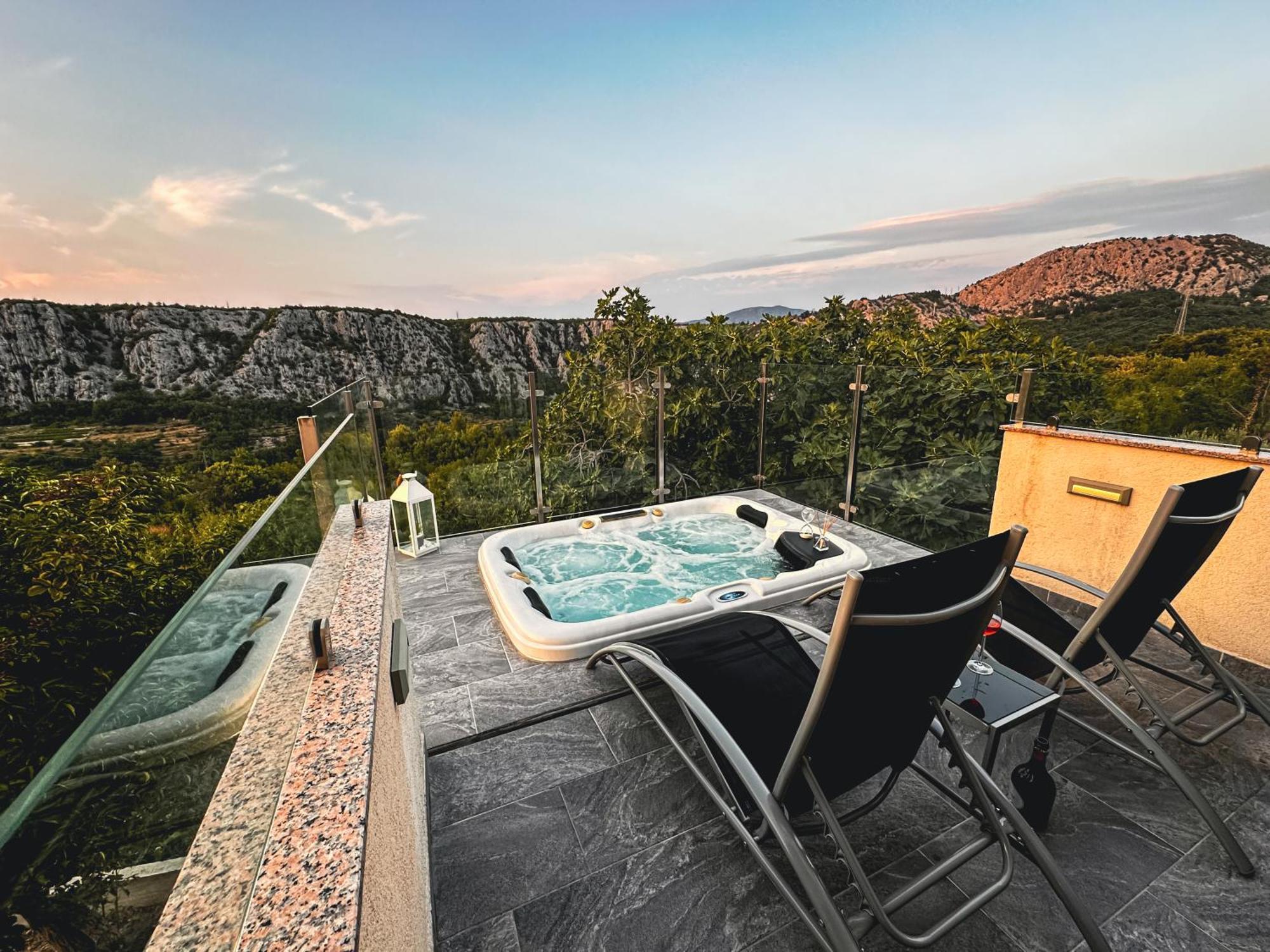 Summer House Nika With Jacuzzi Slime ภายนอก รูปภาพ